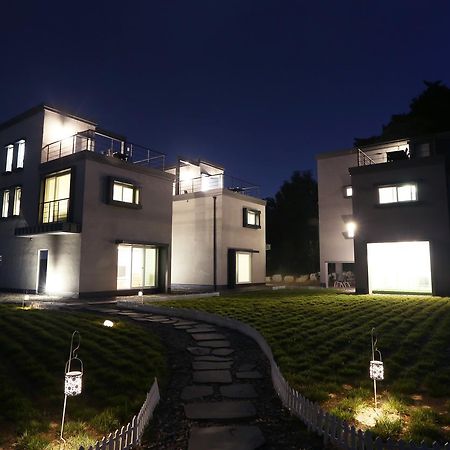 Muju House Villa Gangneung Exteriör bild